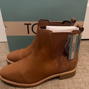 Toms Cleo brown boots